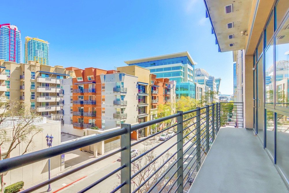 Virtual tour photo 36 of 49 for 527 Tenth Ave