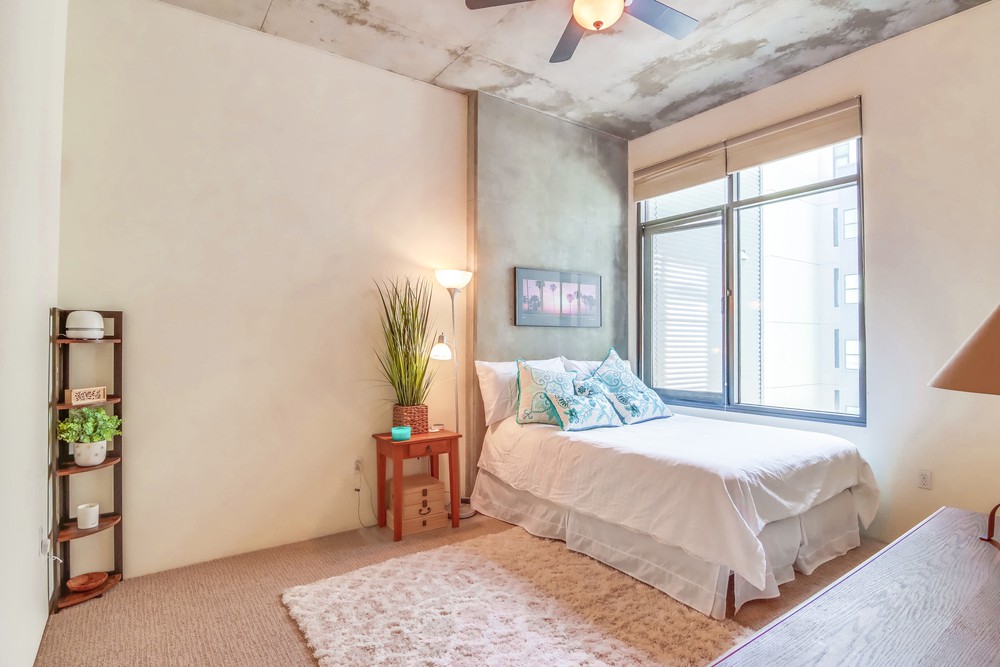 Virtual tour photo 37 of 49 for 527 Tenth Ave