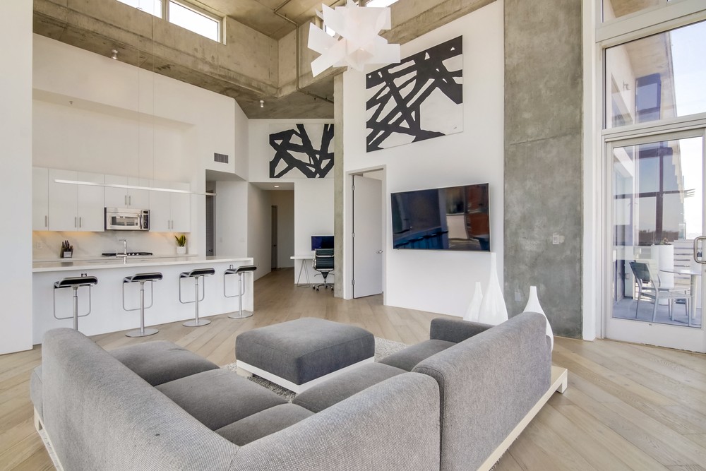 Virtual tour photo 14 of 48 for 527 Tenth Avenue Unit 707