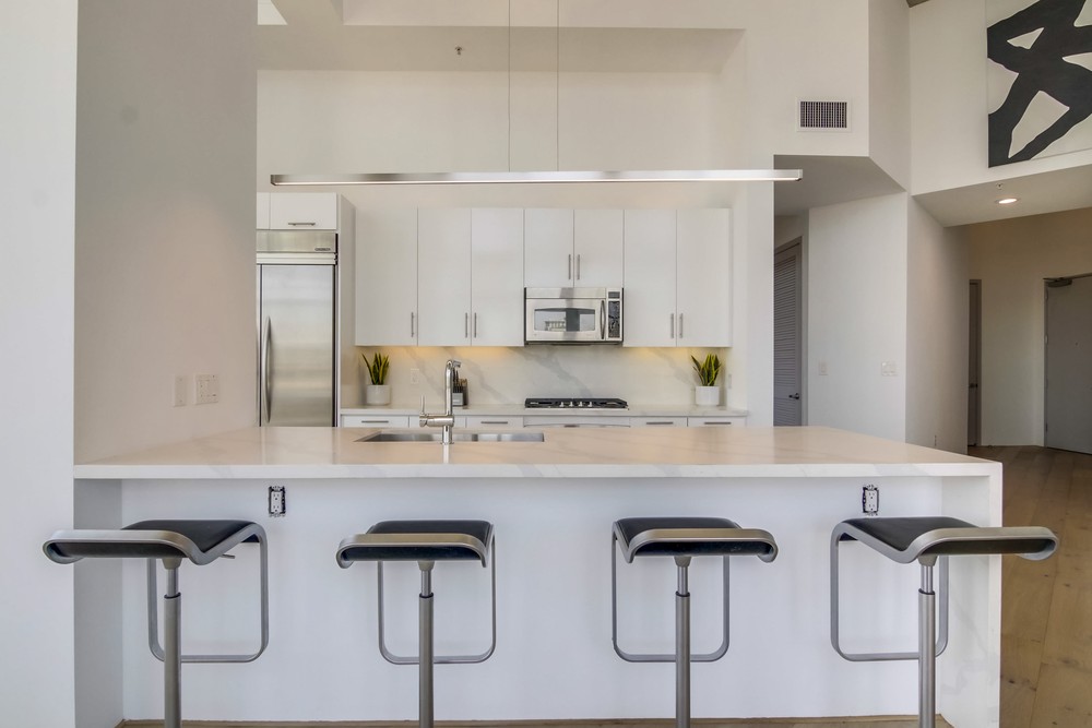 Virtual tour photo 20 of 48 for 527 Tenth Avenue Unit 707
