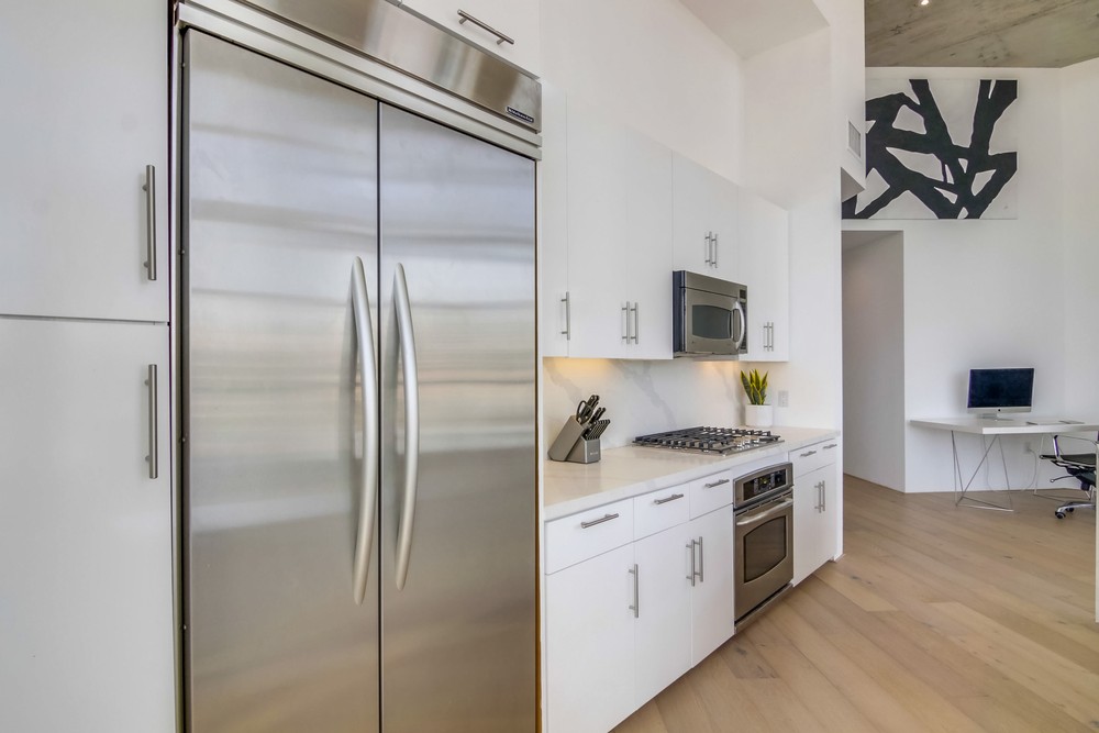 Virtual tour photo 26 of 48 for 527 Tenth Avenue Unit 707