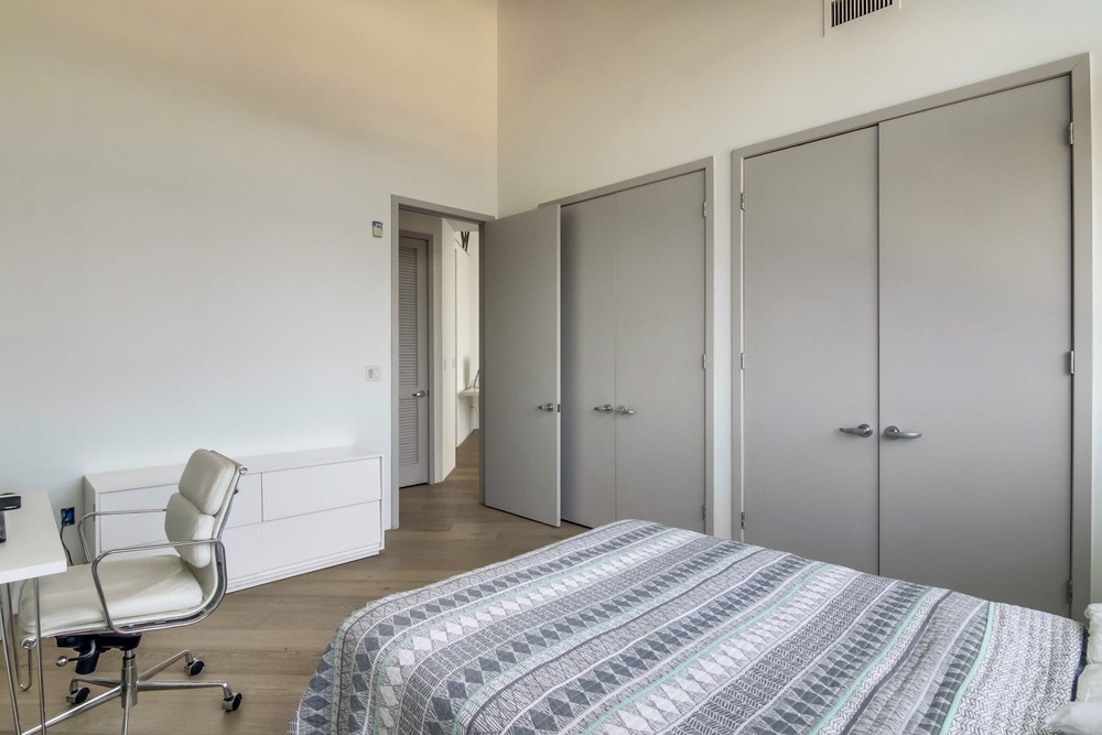 Virtual tour photo 44 of 48 for 527 Tenth Avenue Unit 707