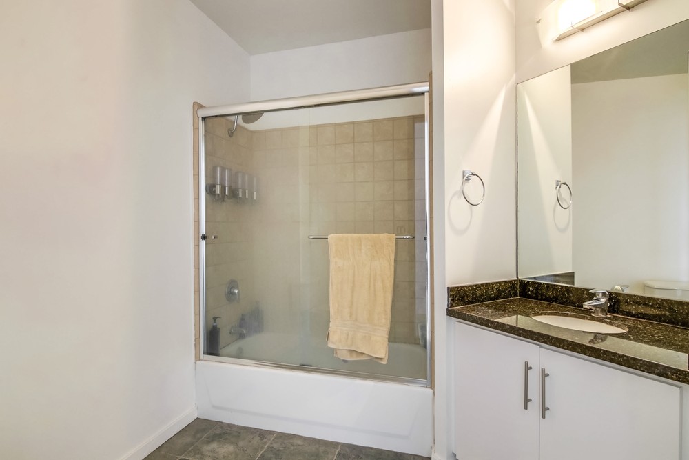 Virtual tour photo 45 of 48 for 527 Tenth Avenue Unit 707