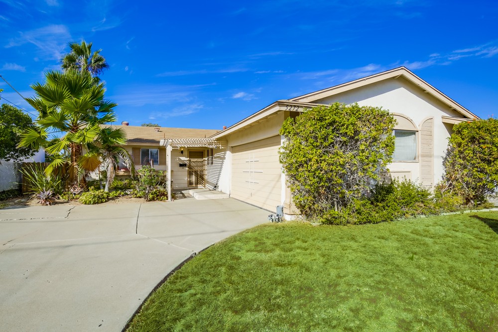 Virtual tour photo 4 of 44 for 5272 Gaylord Pl