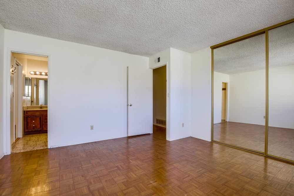 Virtual tour photo 29 of 44 for 5272 Gaylord Pl