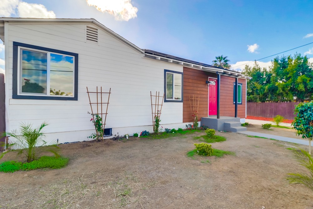 Virtual tour photo 5 of 27 for 5285 Groveland Drive