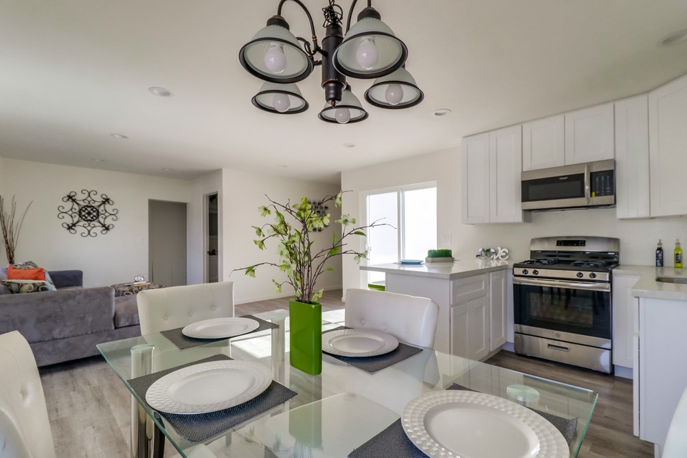 Virtual tour photo 10 of 27 for 5285 Groveland Drive