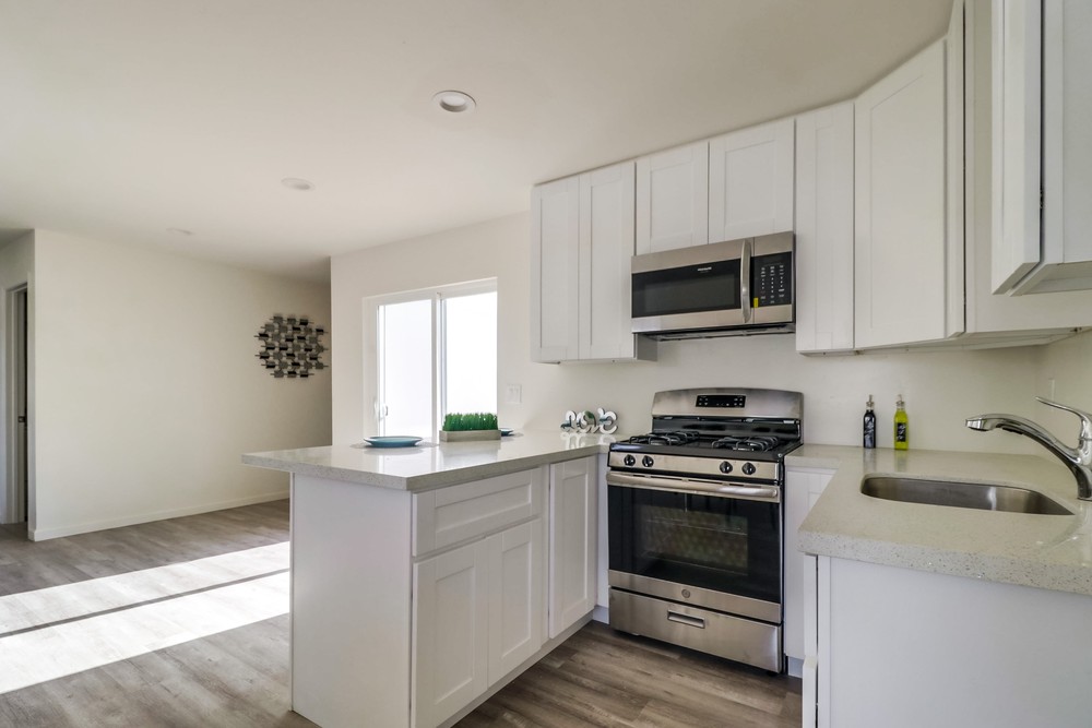 Virtual tour photo 12 of 27 for 5285 Groveland Drive