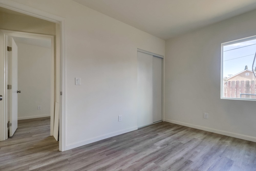 Virtual tour photo 18 of 27 for 5285 Groveland Drive
