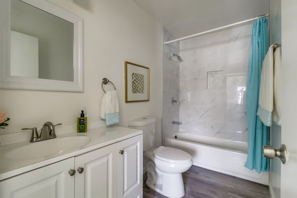 Virtual tour photo 19 of 27 for 5285 Groveland Drive