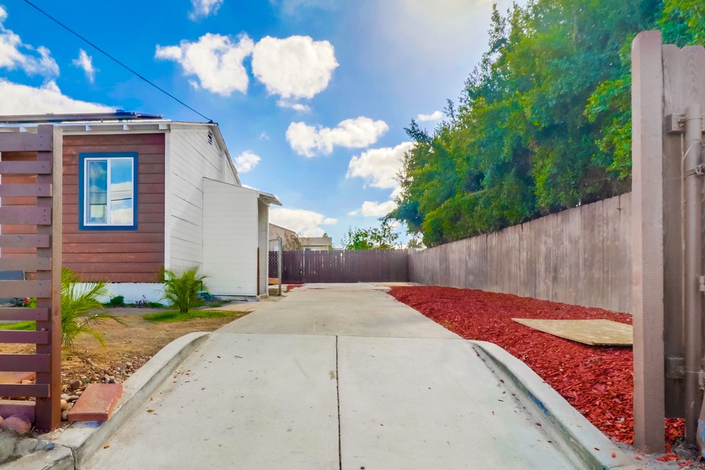 Virtual tour photo 28 of 27 for 5285 Groveland Drive