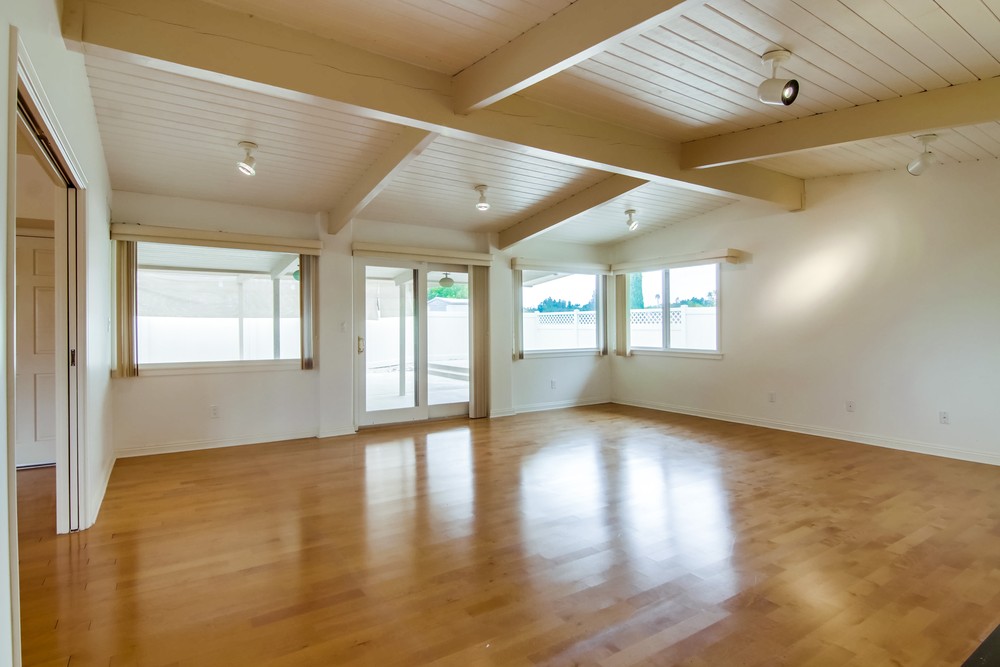 Virtual tour photo 13 of 63 for 5290 Prosperity Ln