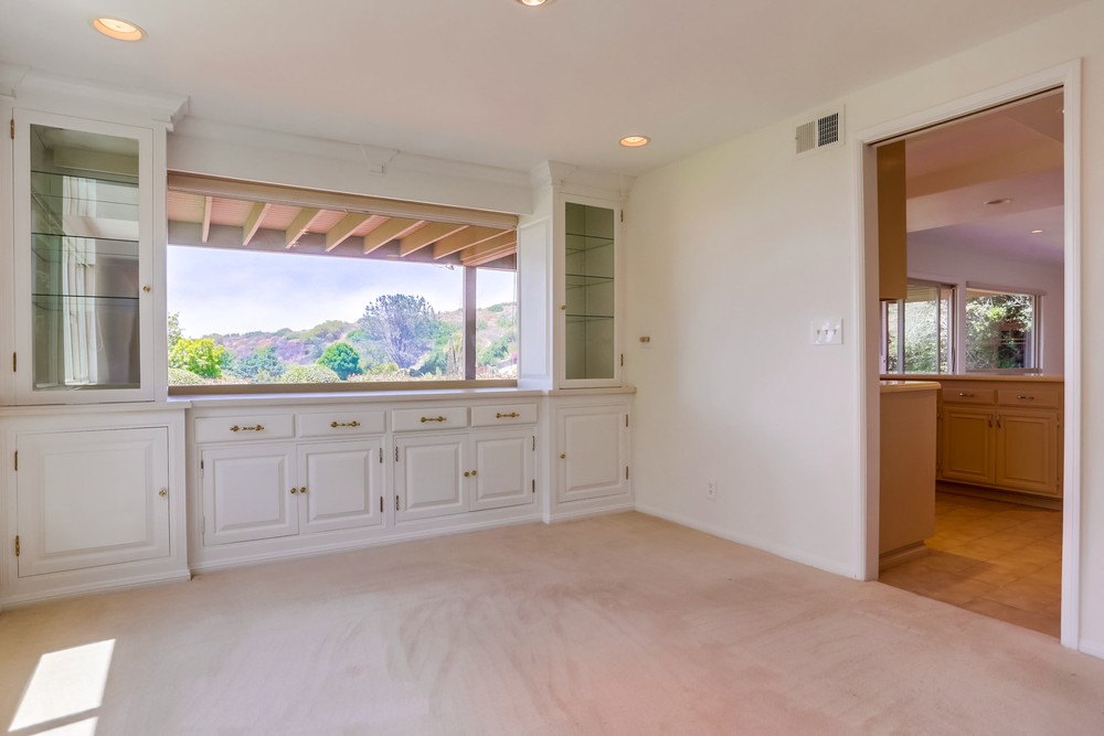 Virtual tour photo 10 of 49 for 5290 Soledad Rancho Ct