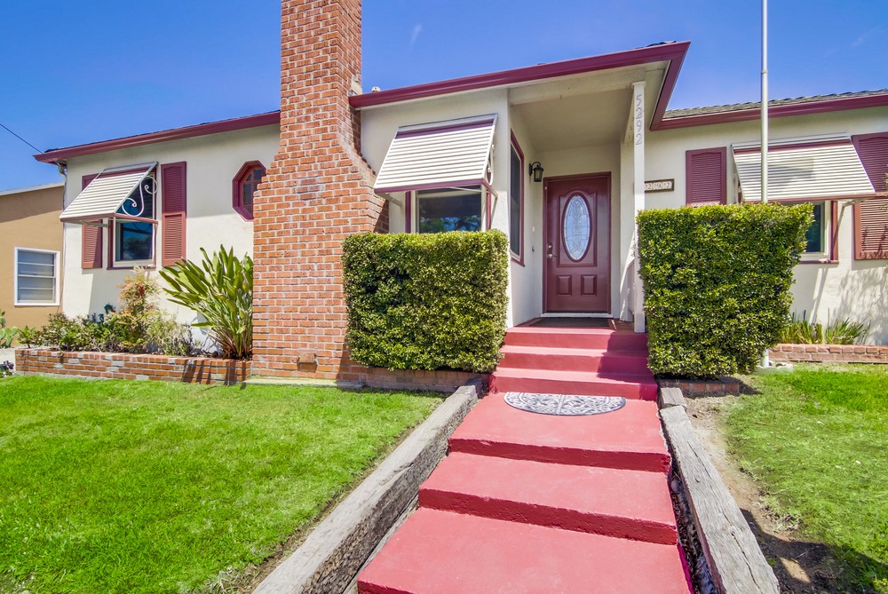 Virtual tour photo 3 of 24 for 5292 Adams Ave