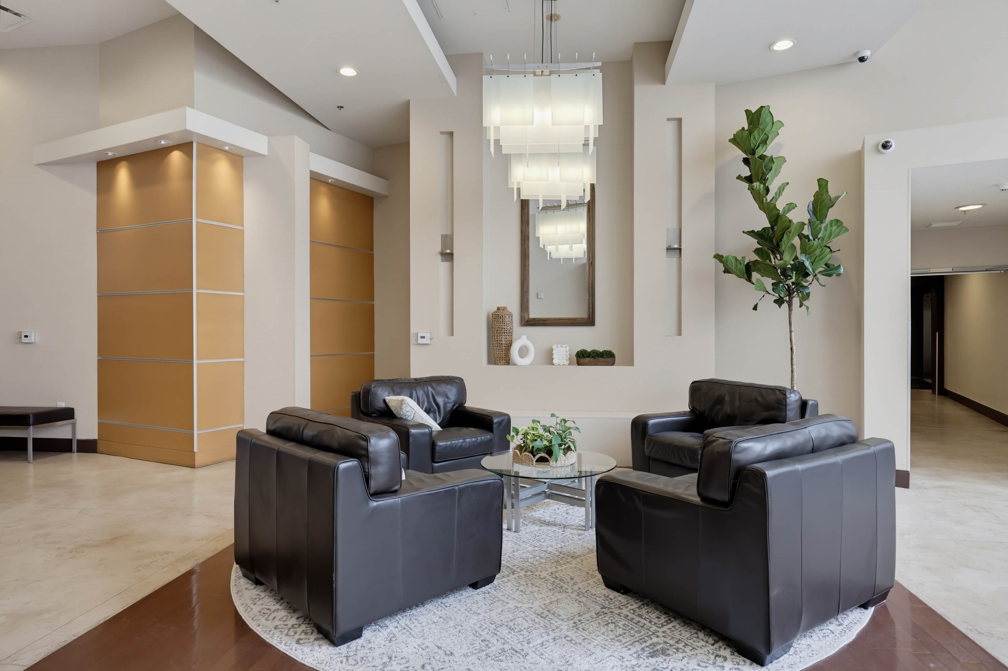 Virtual tour photo 7 of 71 for 530 K St