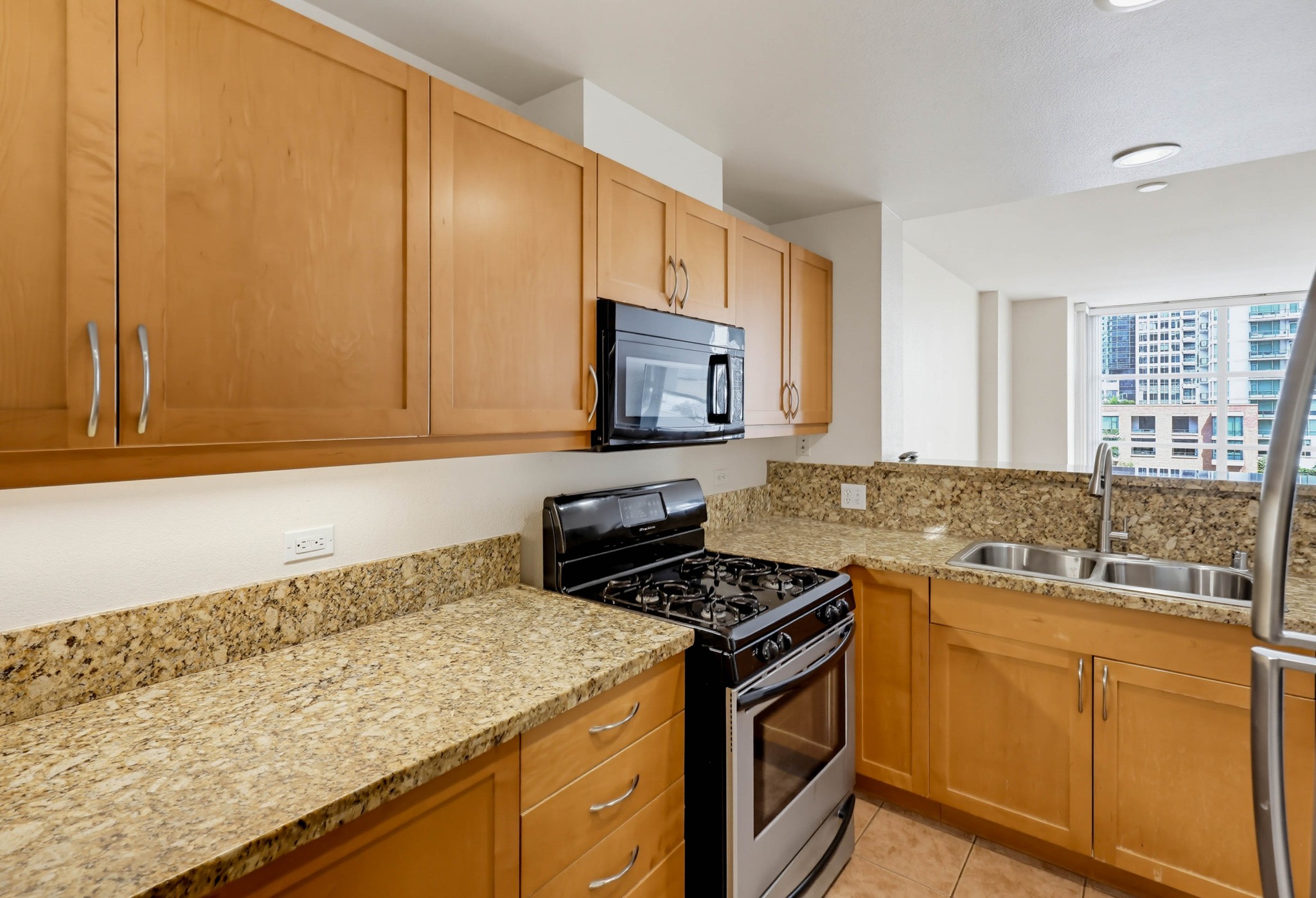 Virtual tour photo 14 of 71 for 530 K St