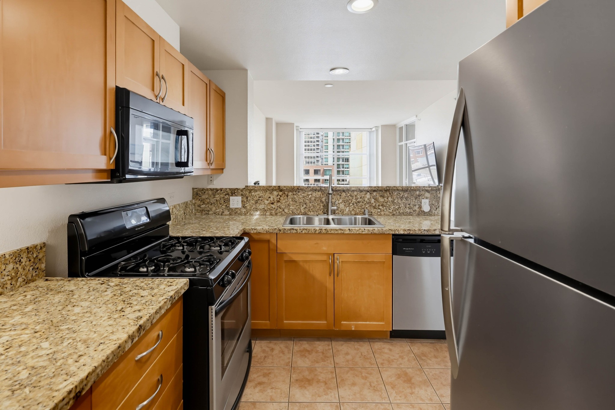 Virtual tour photo 15 of 71 for 530 K St