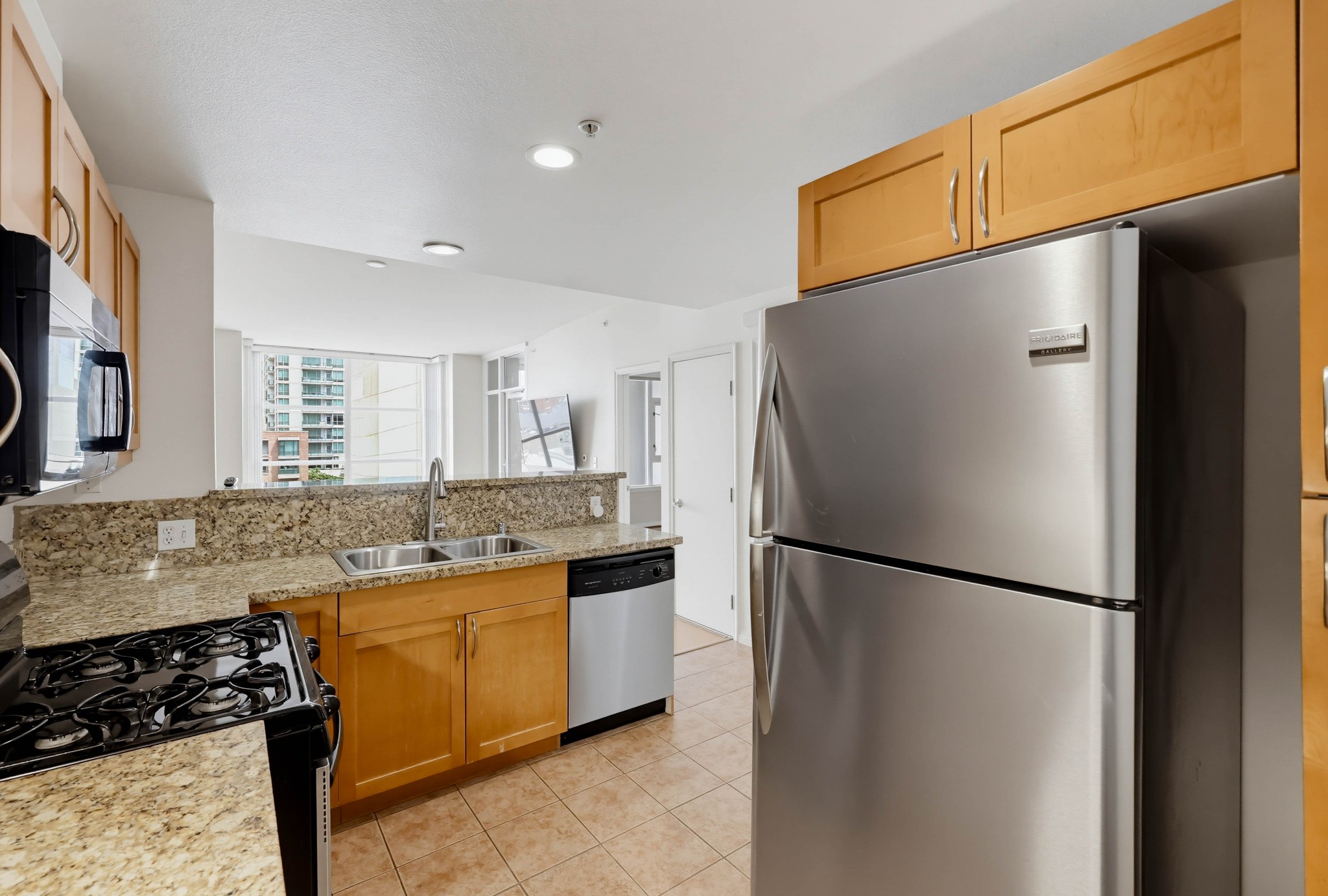 Virtual tour photo 16 of 71 for 530 K St