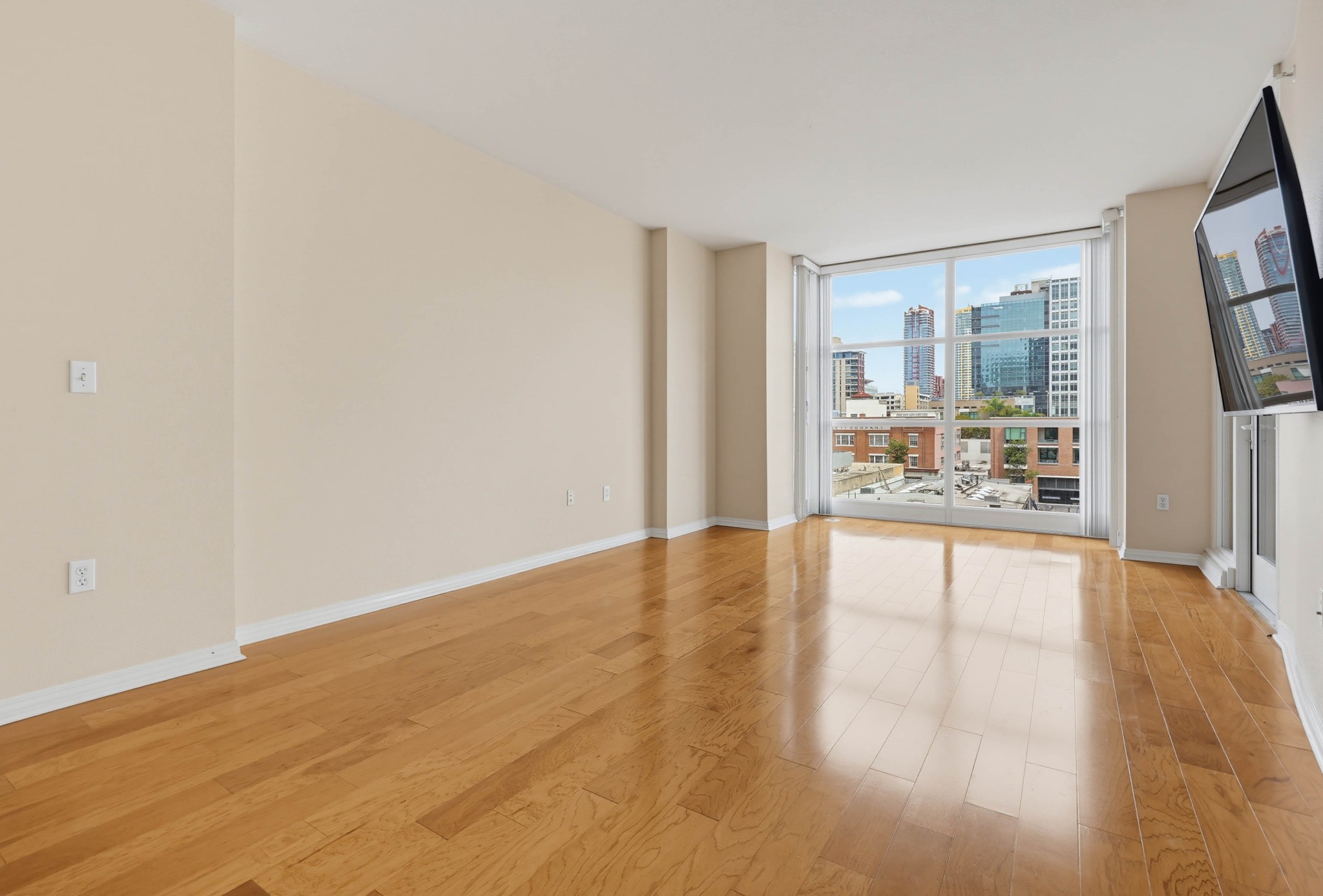 Virtual tour photo 28 of 71 for 530 K St