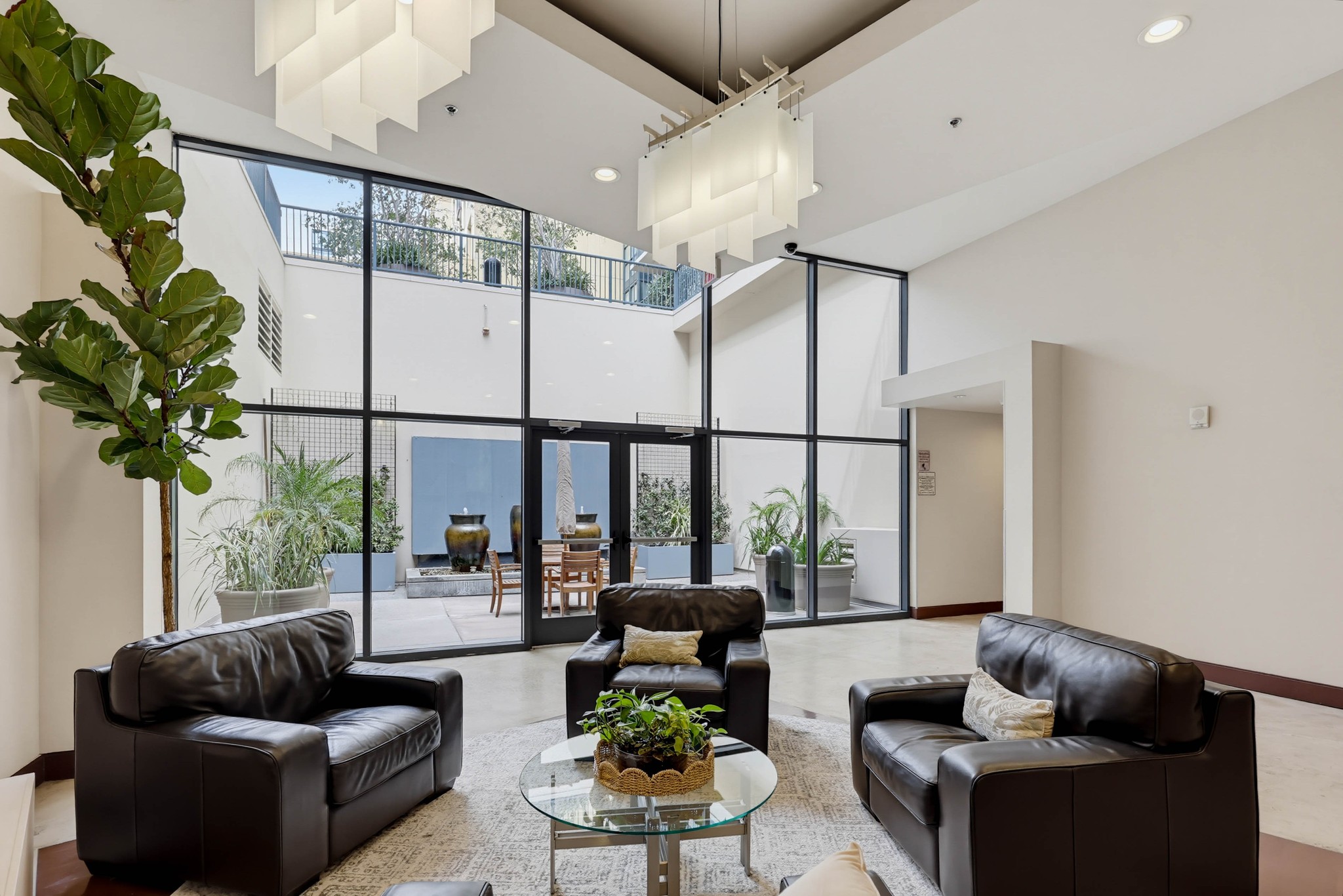 Virtual tour photo 64 of 71 for 530 K St