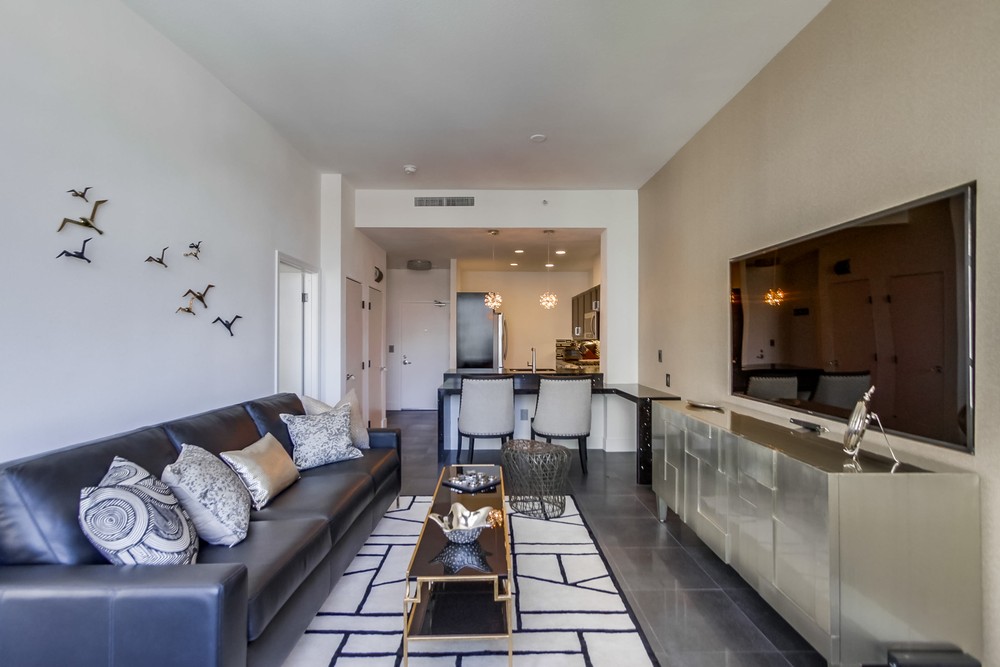 Virtual tour photo 16 of 44 for 530 K St #1117