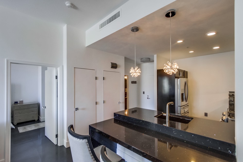 Virtual tour photo 19 of 44 for 530 K St #1117
