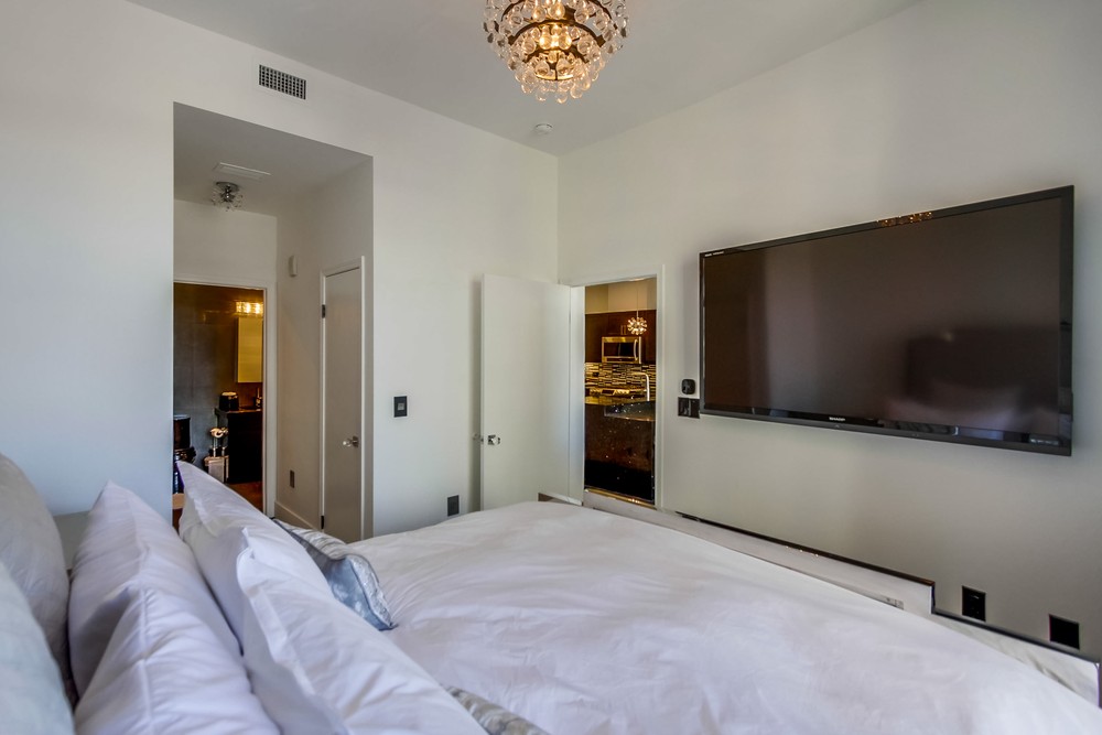 Virtual tour photo 28 of 44 for 530 K St #1117