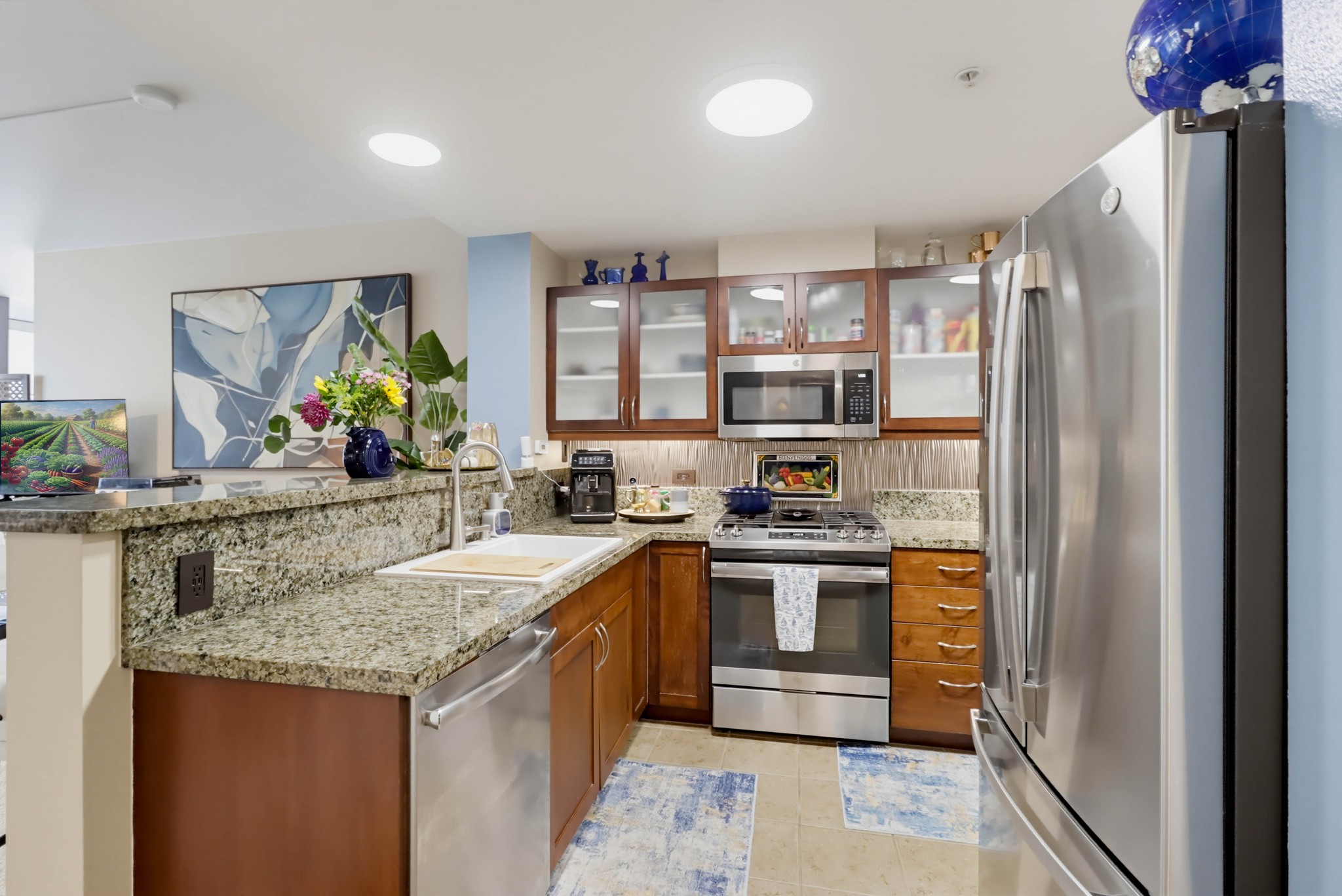 Virtual tour photo 9 of 48 for 530 K St