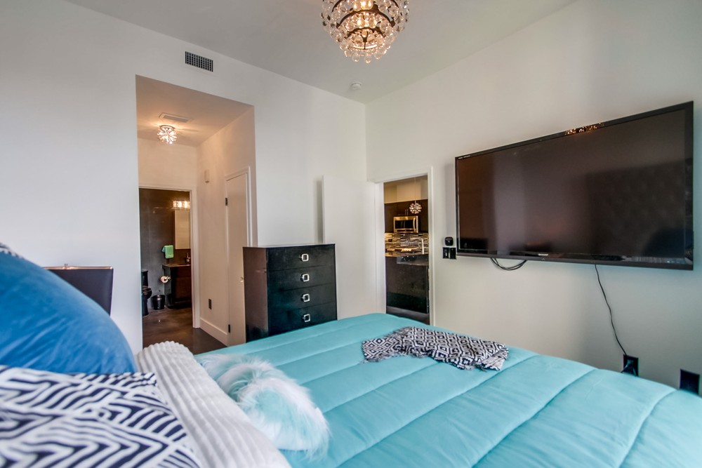 Virtual tour photo 36 of 65 for 530 K St