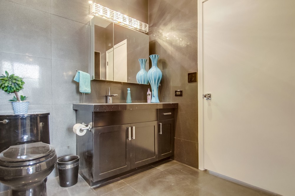 Virtual tour photo 40 of 65 for 530 K St