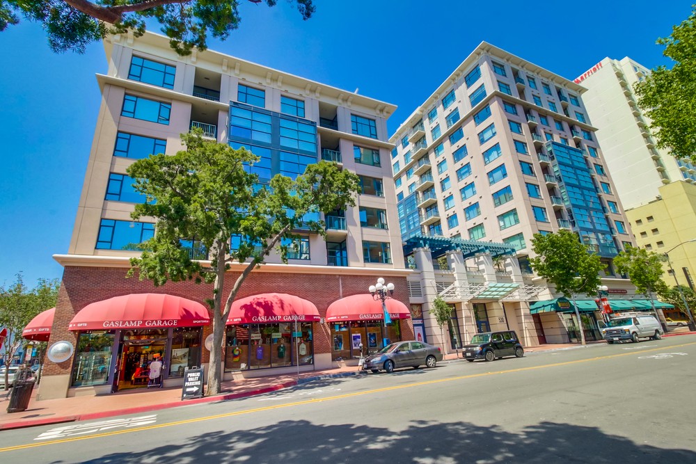 Virtual tour photo 3 of 44 for 530 K St #402