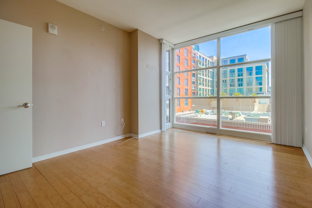 Virtual tour photo 22 of 44 for 530 K St #402