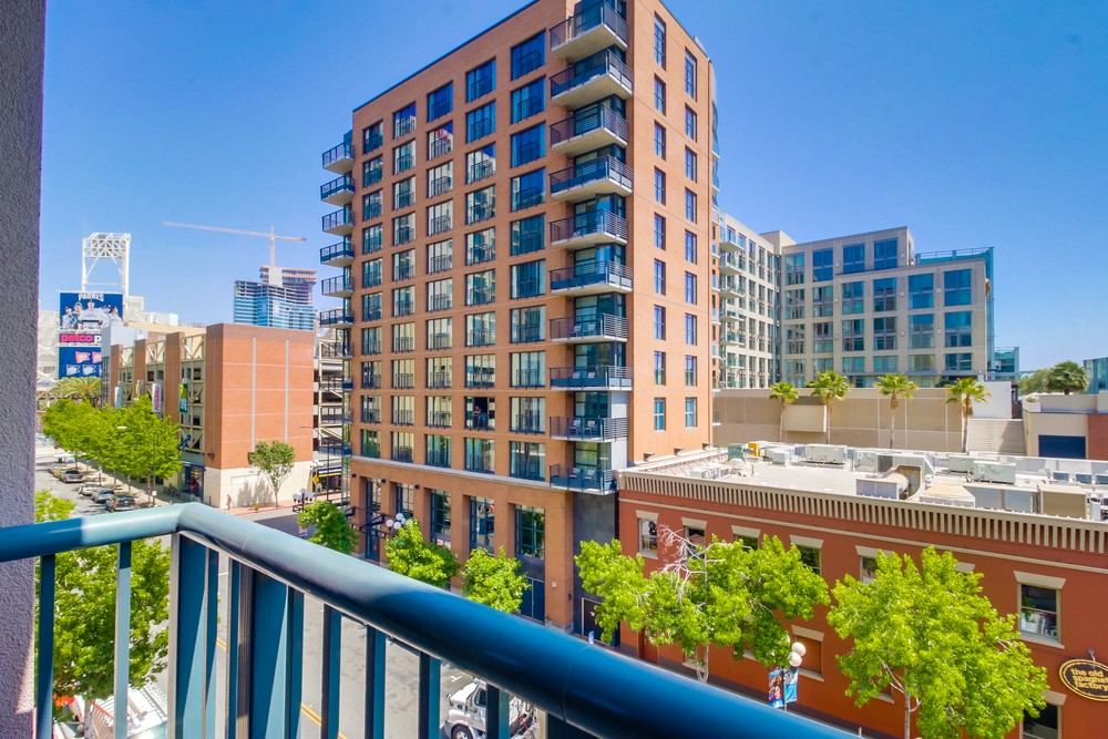 Virtual tour photo 28 of 44 for 530 K St #402