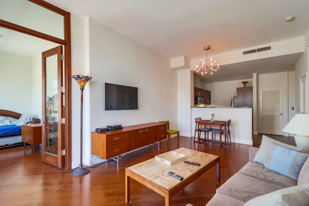 Virtual tour photo 10 of 29 for 530 K St