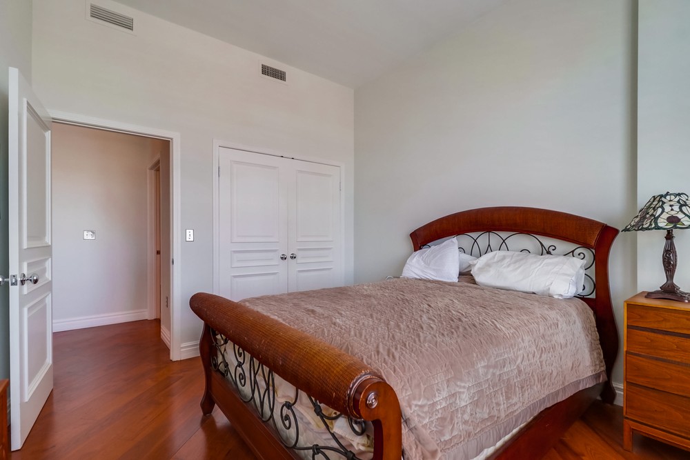 Virtual tour photo 19 of 29 for 530 K St