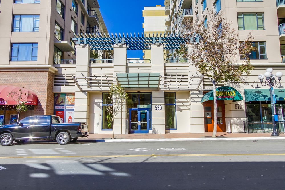 Virtual tour photo 3 of 34 for 530 K St #919