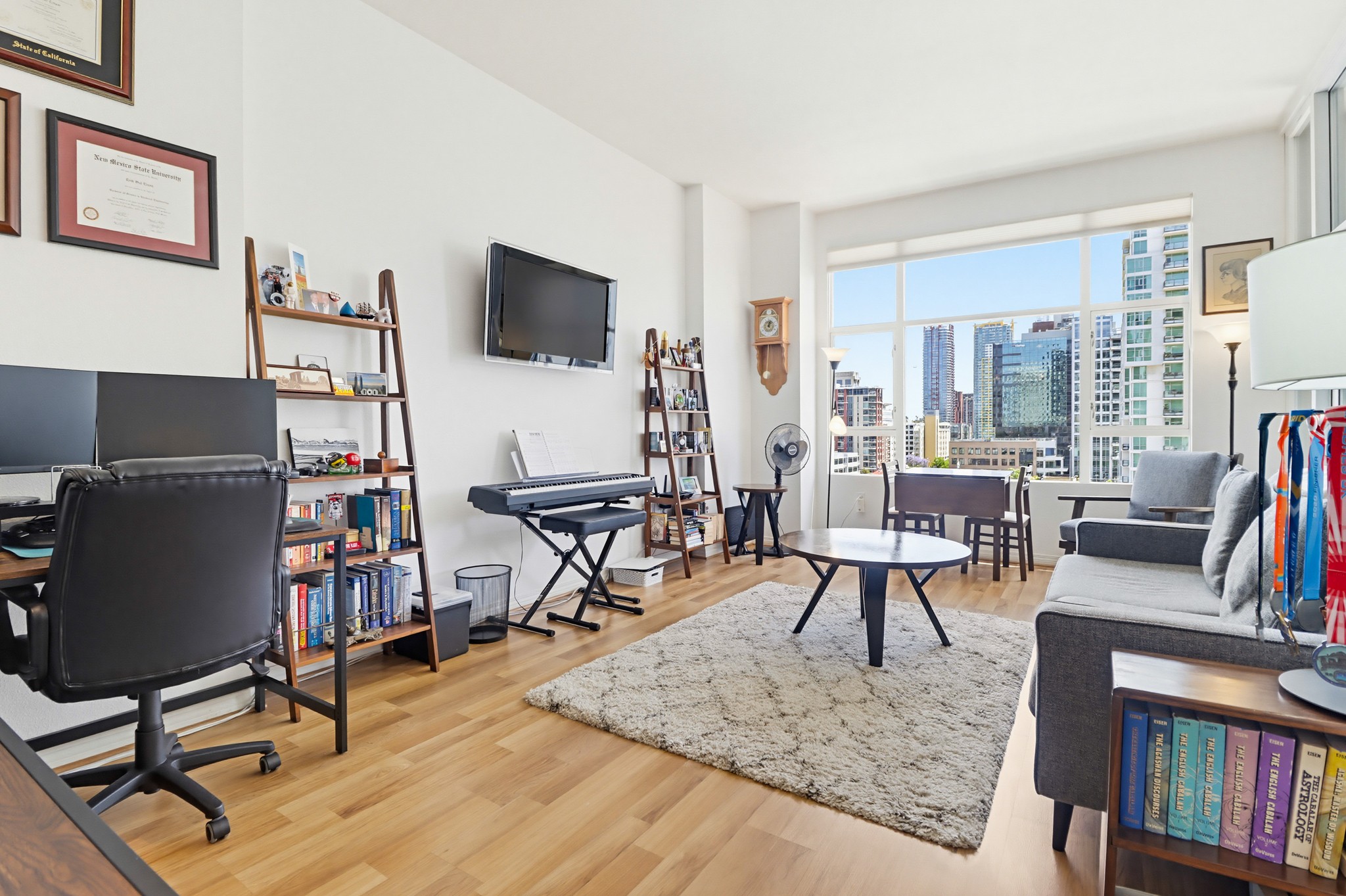 Virtual tour photo 11 of 29 for 530 K St UNIT 1017