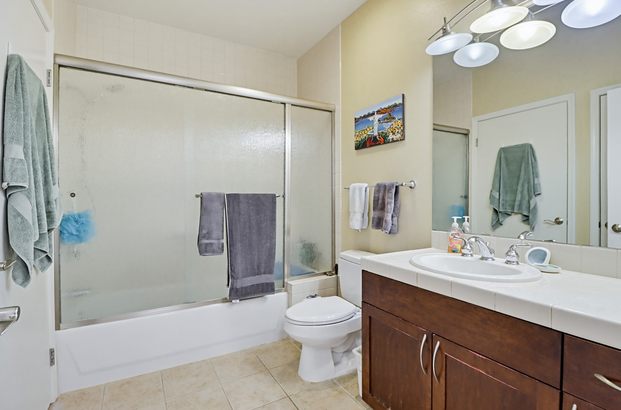 Virtual tour photo 20 of 29 for 530 K St UNIT 1017