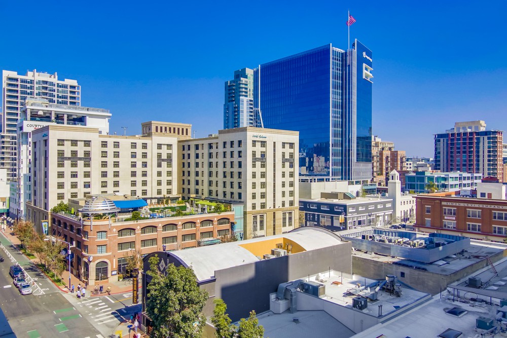 Virtual tour photo 13 of 15 for 530 K St UNIT 817