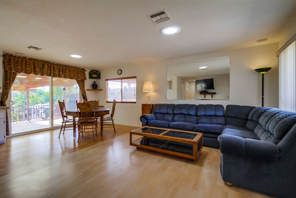 Virtual tour photo 11 of 51 for 5301 Jamestown Rd