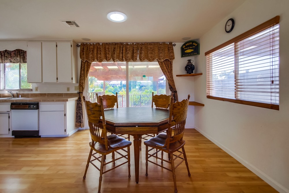 Virtual tour photo 14 of 51 for 5301 Jamestown Rd