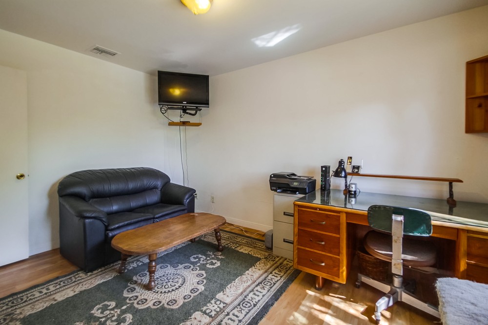Virtual tour photo 31 of 51 for 5301 Jamestown Rd