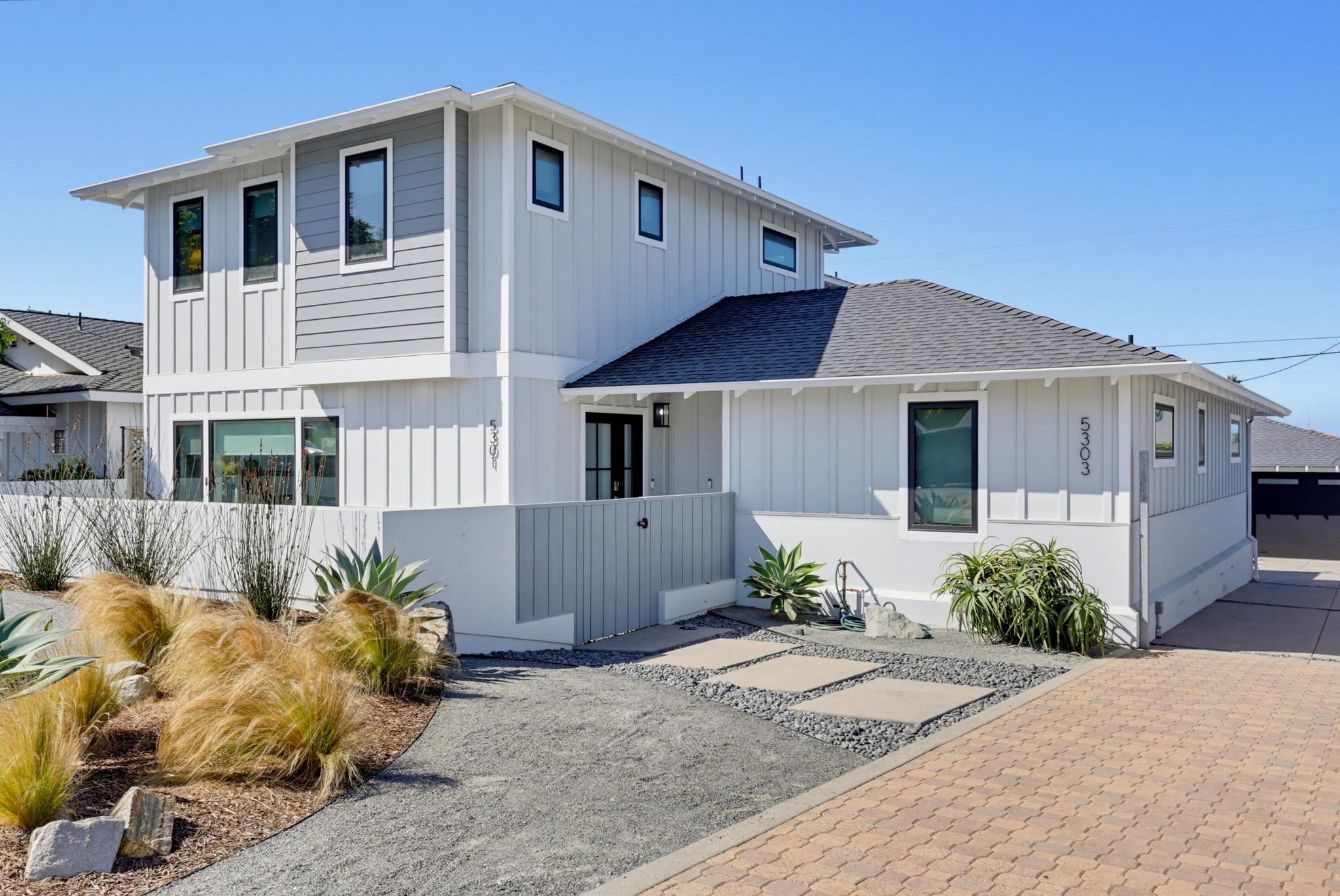 Virtual tour photo 5 of 49 for 5301 Los Robles Dr