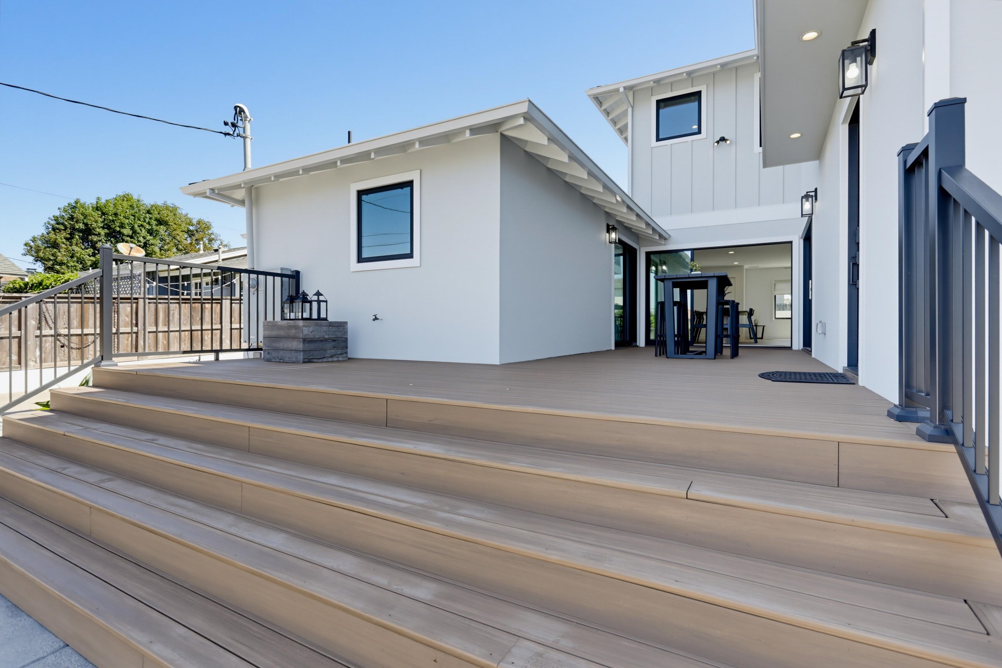 Virtual tour photo 43 of 49 for 5301 Los Robles Dr
