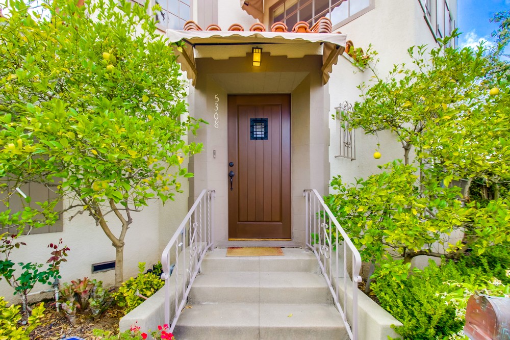 Virtual tour photo 7 of 47 for 5308 E Palisades Rd