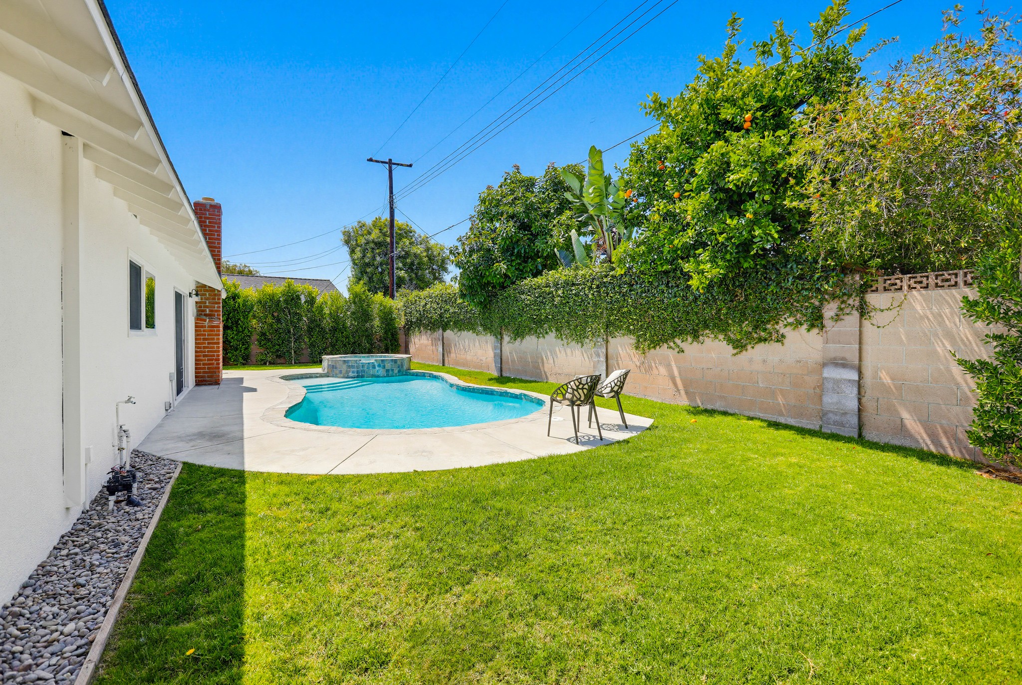 Virtual tour photo 22 of 25 for 531 W Brentwood Ave