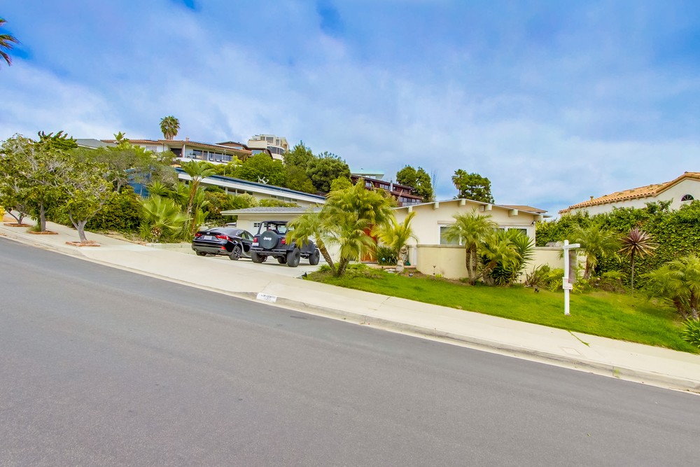 Virtual tour photo 1 of 71 for 5311 Everts St