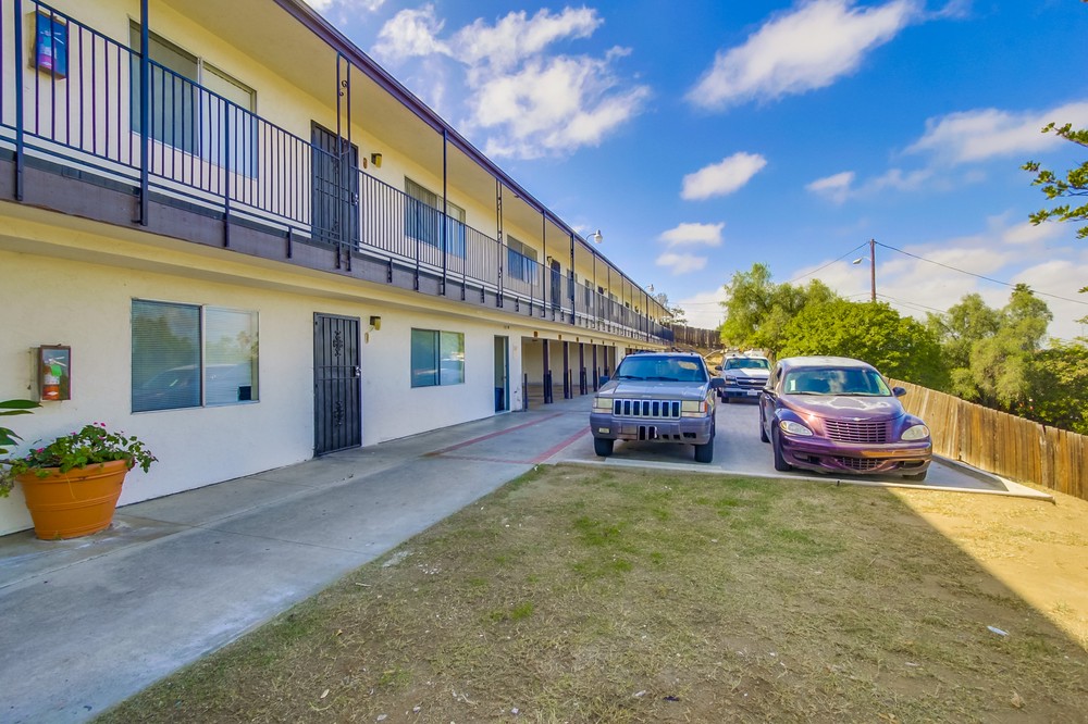 Virtual tour photo 9 of 35 for 5311 Santa Margarita St