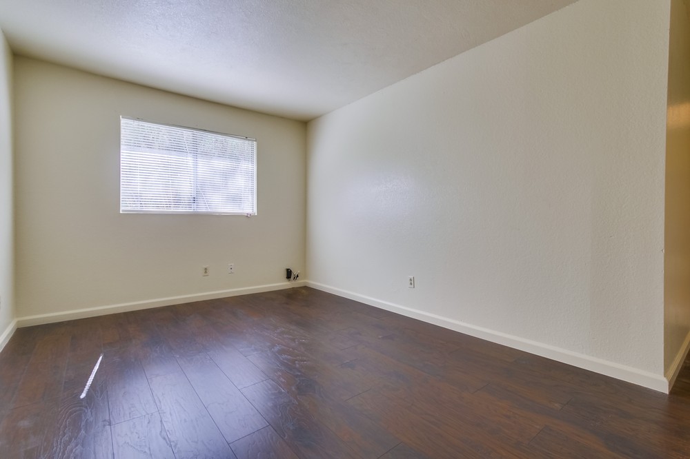 Virtual tour photo 25 of 35 for 5311 Santa Margarita St