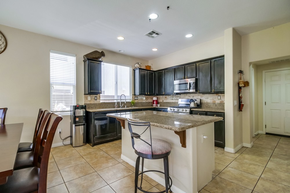 Virtual tour photo 15 of 49 for 5317 Westport View Dr